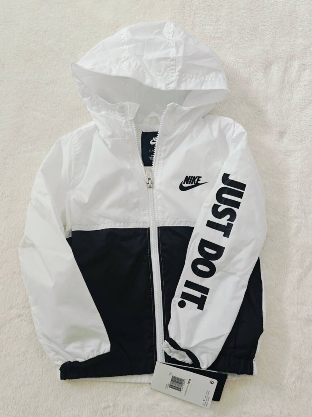 NWT Nike Kid's Just Do It Windrunner Hooded Windbreaker water-resistant - Picture 2 of 3